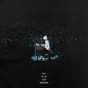 男人把手桶进美女尿囗还吻了
